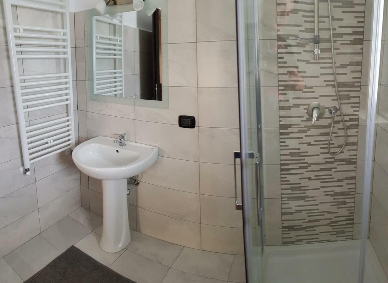 Casa Fratii Mat Hotel Moisei Ngoại thất bức ảnh